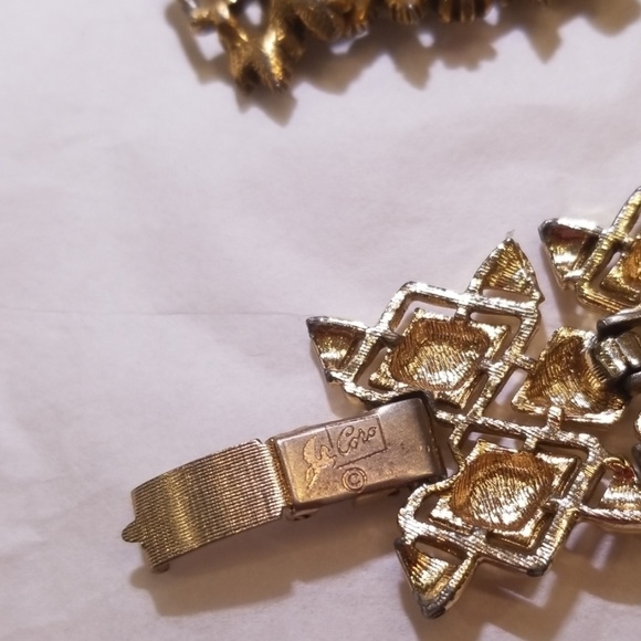 2 Vintage Bracelets - Picture 8 of 8